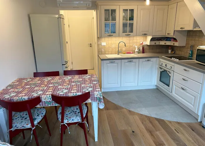 Cosy Nest Apartment Bovec